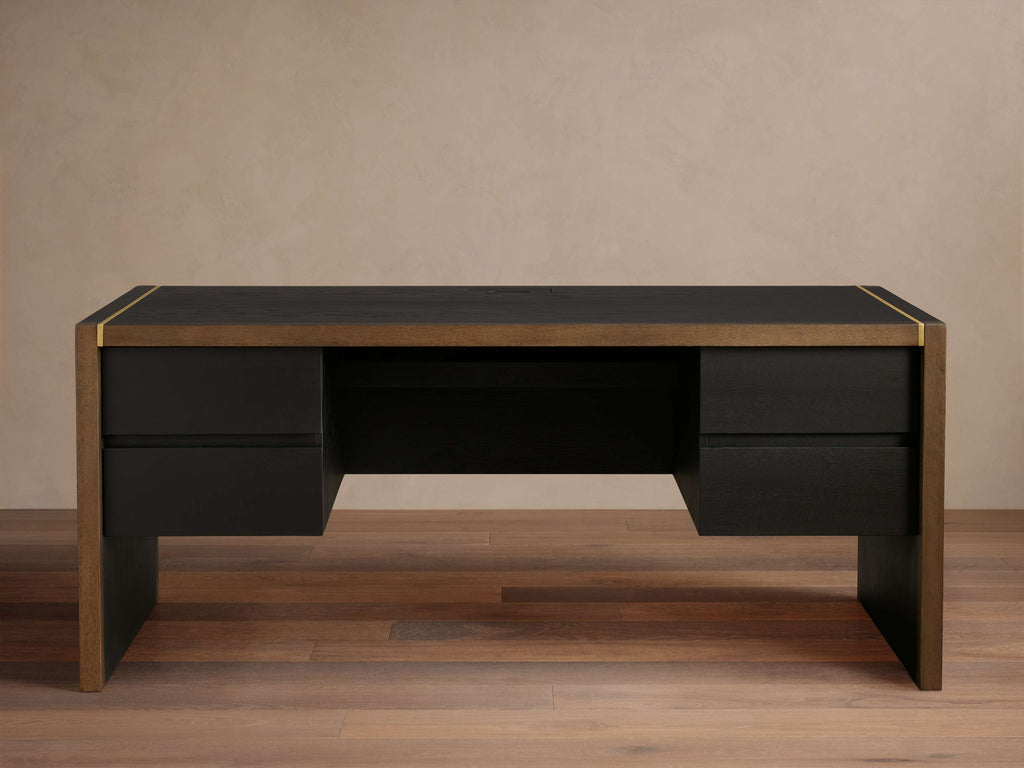 Mihaela Executive Desk